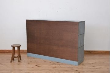 レトロ家具　昭和レトロ　古い木のアンティークペイントマス目棚(升目棚、飾り棚、陳列棚)