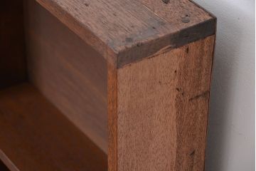 レトロ家具　昭和レトロ　古い木のシンプルな薄型飾り棚(3)(本棚)