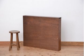 レトロ家具　昭和レトロ　古い木のシンプルな薄型飾り棚(3)(本棚)