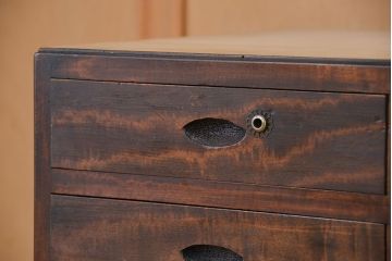 ビンテージ　中古 軽井沢彫りワードローブ(洋服箪笥、洋服タンス)