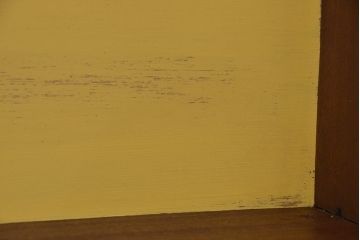 レトロ家具　昭和レトロ　シンプルなペイント薄型飾り棚(1)(本棚)