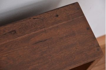 レトロ家具　昭和レトロ　シンプルなペイント薄型飾り棚(2)(本棚)