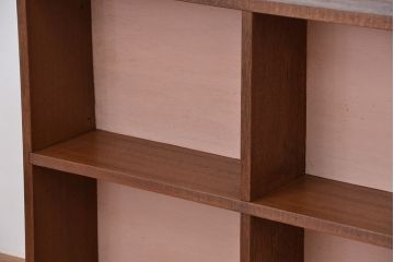 レトロ家具　昭和レトロ　シンプルなペイント薄型飾り棚(2)(本棚)