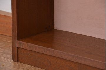 レトロ家具　昭和レトロ　シンプルなペイント薄型飾り棚(2)(本棚)