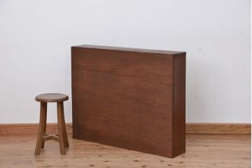 レトロ家具　昭和レトロ　シンプルなペイント薄型飾り棚(2)(本棚)