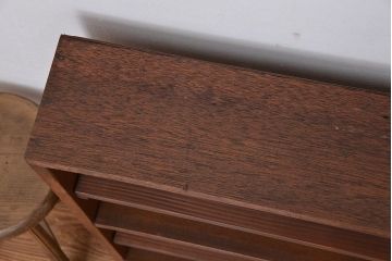 レトロ家具　昭和レトロ　シンプルなペイント薄型飾り棚(3)(本棚)