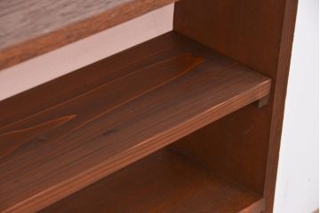 レトロ家具　昭和レトロ　シンプルなペイント薄型飾り棚(3)(本棚)