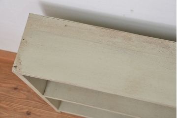 レトロ家具　昭和レトロ　シンプルなペイント薄型飾り棚(4)(本棚)