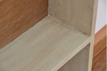 レトロ家具　昭和レトロ　シンプルなペイント薄型飾り棚(4)(本棚)