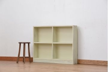 レトロ家具　昭和レトロ　シンプルなペイント薄型飾り棚(5)(本棚)