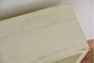 レトロ家具　昭和レトロ　シンプルなペイント薄型飾り棚(5)(本棚)