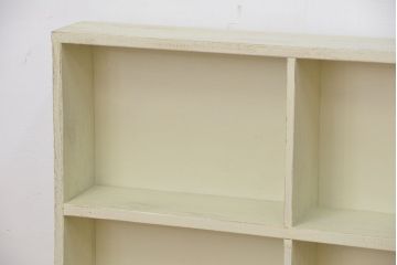 レトロ家具　昭和レトロ　シンプルなペイント薄型飾り棚(5)(本棚)