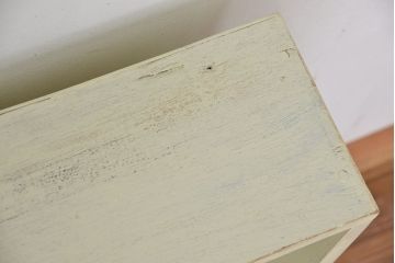 レトロ家具　昭和レトロ　シンプルなペイント薄型飾り棚(6)(本棚)