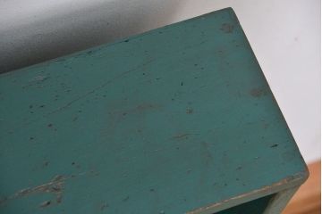 レトロ家具　昭和レトロ　シンプルなペイント薄型飾り棚(7)(本棚)
