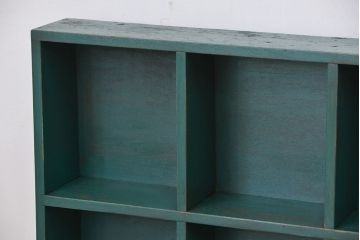レトロ家具　昭和レトロ　シンプルなペイント薄型飾り棚(7)(本棚)