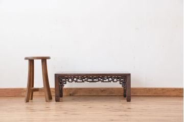 アンティーク家具　古民具・骨董　古い唐木材の大振りな花台(文机)