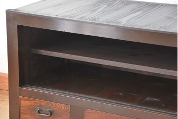 アンティーク家具　アンティーク　味わい深い水屋箪笥ローボード(1)(テレビボード、食器棚、テレビ台、キャビネット、収納棚)