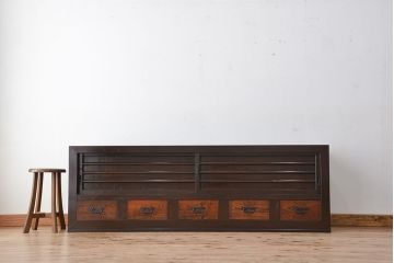アンティーク家具　アンティーク　味わい深い水屋箪笥ローボード(2)(テレビボード、食器棚、テレビ台、キャビネット、収納棚)