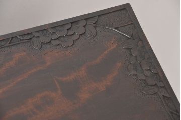 軽井沢彫り　中古　ビンテージ　桜の模様が美しい小振りなチェスト(箪笥・タンス)