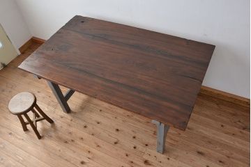 アンティーク家具　アンティークペイント　使い込まれた作業台(ダイニングテーブル、机)