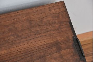 レトロ家具　昭和レトロ　鉄脚付きローチェスト(ローボード)