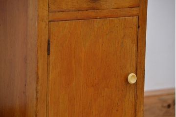 レトロ家具　昭和レトロ　小さな引き出し付き収納棚(サイドテーブル)