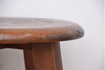 レトロ家具　昭和レトロ　古い木のかわいいスツール(丸椅子、イス)