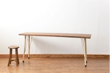 アンティーク家具　アンティーク 天板一枚板 使い込まれた古材天板の鉄脚テーブル(デスク/作業台/机)