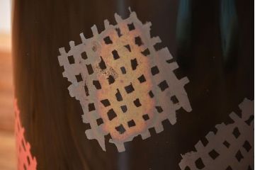 アンティーク雑貨　古い漆塗 火鉢 一対(箱、火箸、灰付き)