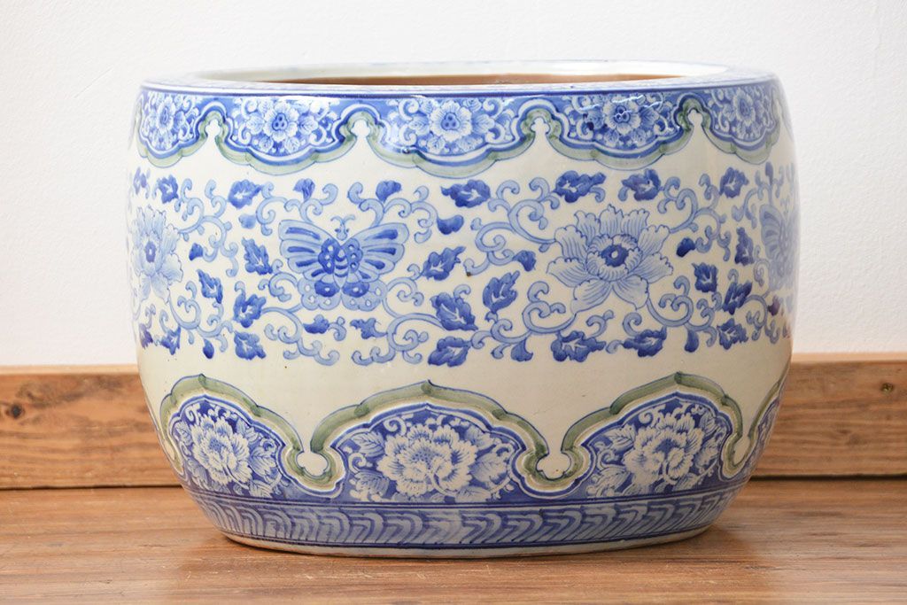 アンティーク雑貨　古民具・骨董　図柄の可愛い瀬戸火鉢