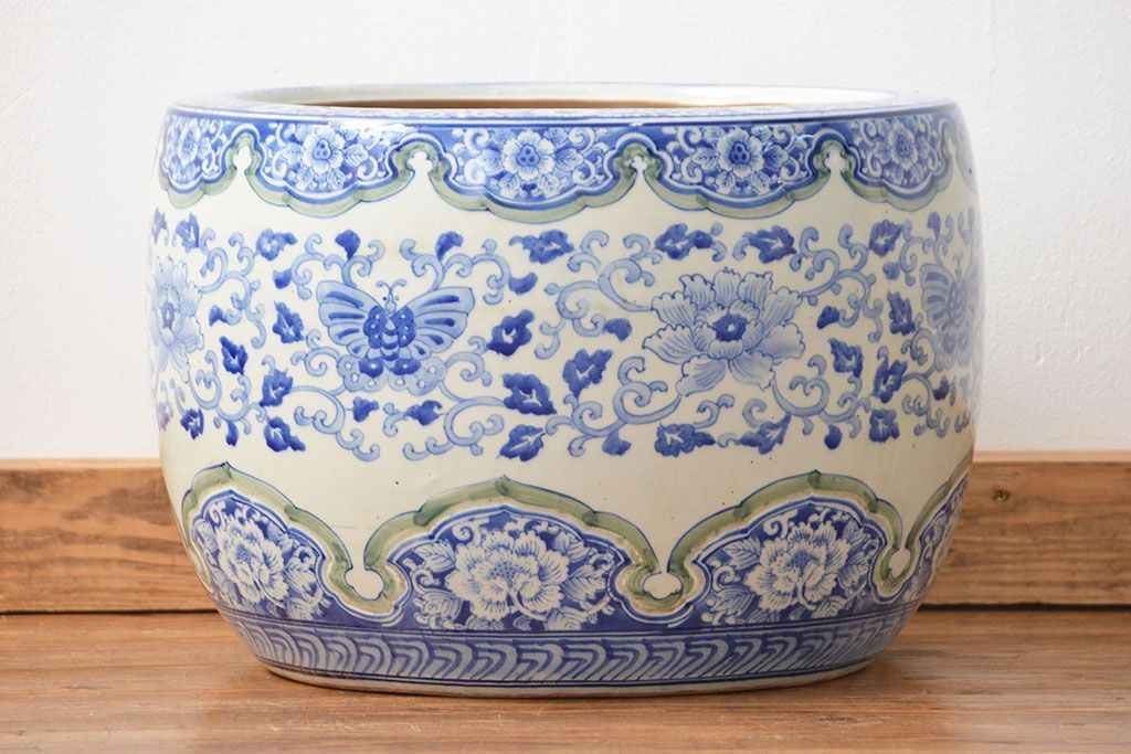 アンティーク雑貨　古民具・骨董　図柄の可愛い瀬戸火鉢