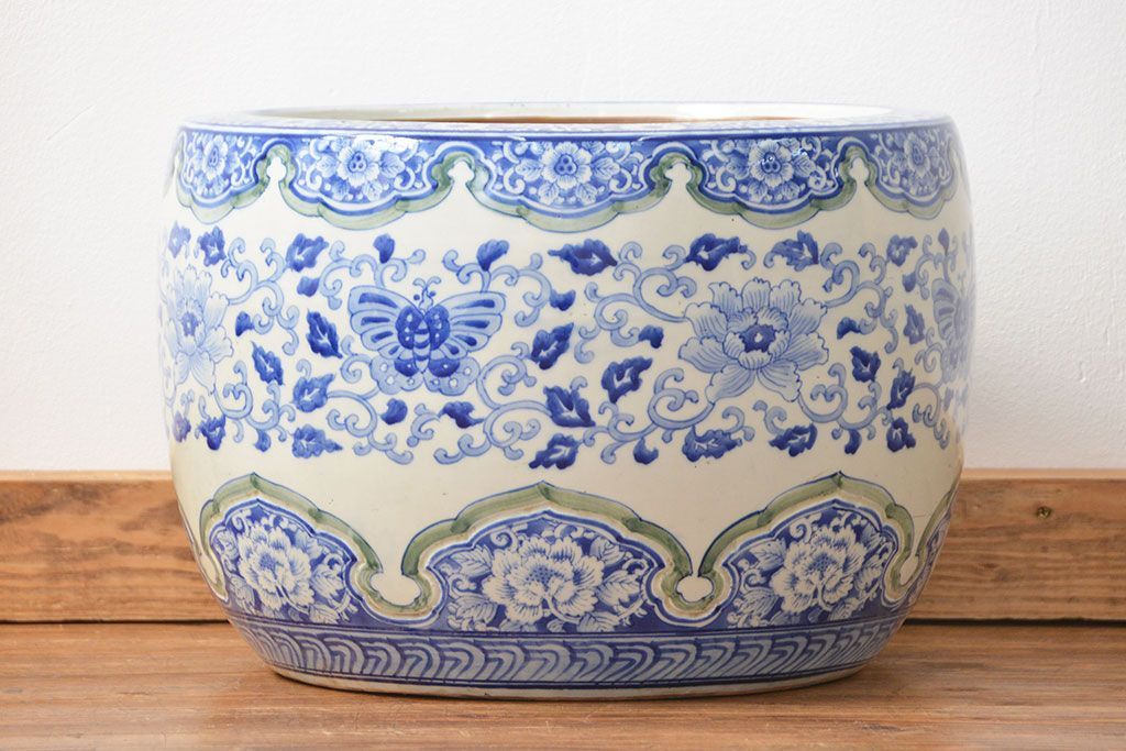 アンティーク雑貨　古民具・骨董　図柄の可愛い瀬戸火鉢