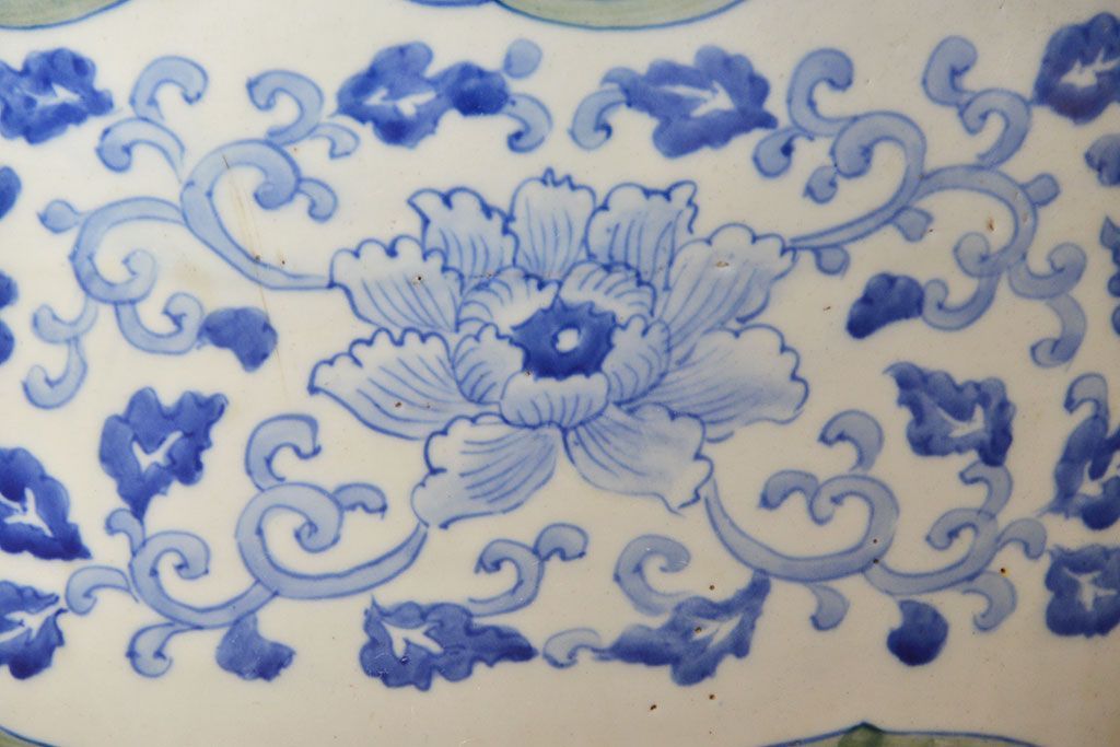 アンティーク雑貨　古民具・骨董　図柄の可愛い瀬戸火鉢