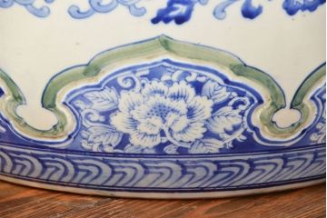 アンティーク雑貨　古民具・骨董　図柄の可愛い瀬戸火鉢