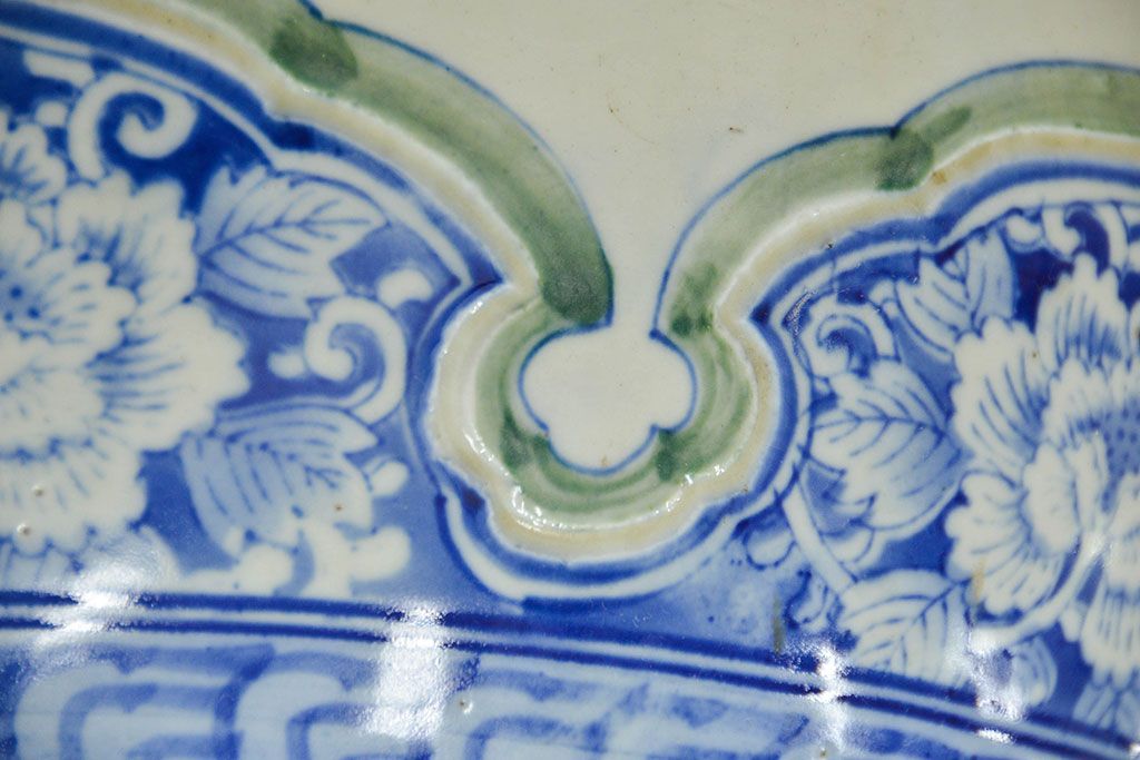 アンティーク雑貨　古民具・骨董　図柄の可愛い瀬戸火鉢