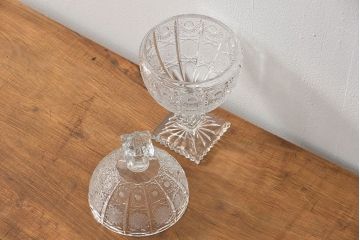 アンティーク雑貨　中古品 ボヘミアクリスタル キャンディーポット(500PK)(小物入れ)