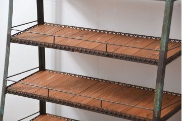 レトロ家具　昭和レトロ ★味のある商品陳列棚(アイアンラック、飾り棚)