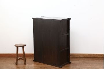 アンティーク家具　古民具・骨董 使い込まれたシックな収納棚(食器棚、飾り棚、茶箪笥)