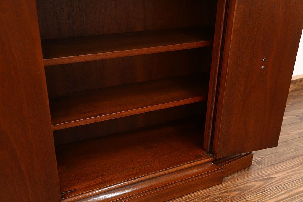 中古美品　ドレクセルホールチェスト定価約45万円(サイドボード、サイドキャビネット、コンソールテーブル、サイドテーブル)