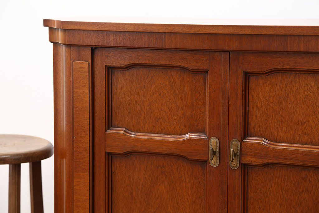 中古美品　ドレクセルホールチェスト定価約30万円(サイドボード、サイドキャビネット、コンソールテーブル、サイドテーブル)