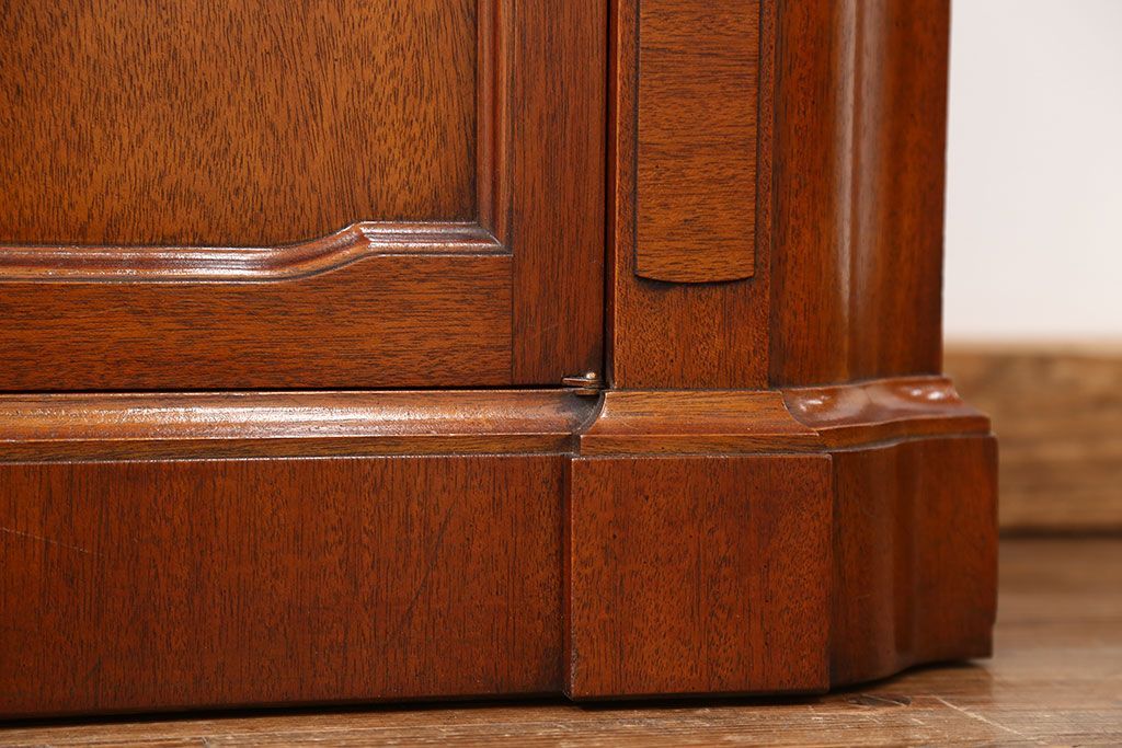 中古美品　ドレクセルホールチェスト定価約30万円(サイドボード、サイドキャビネット、コンソールテーブル、サイドテーブル)