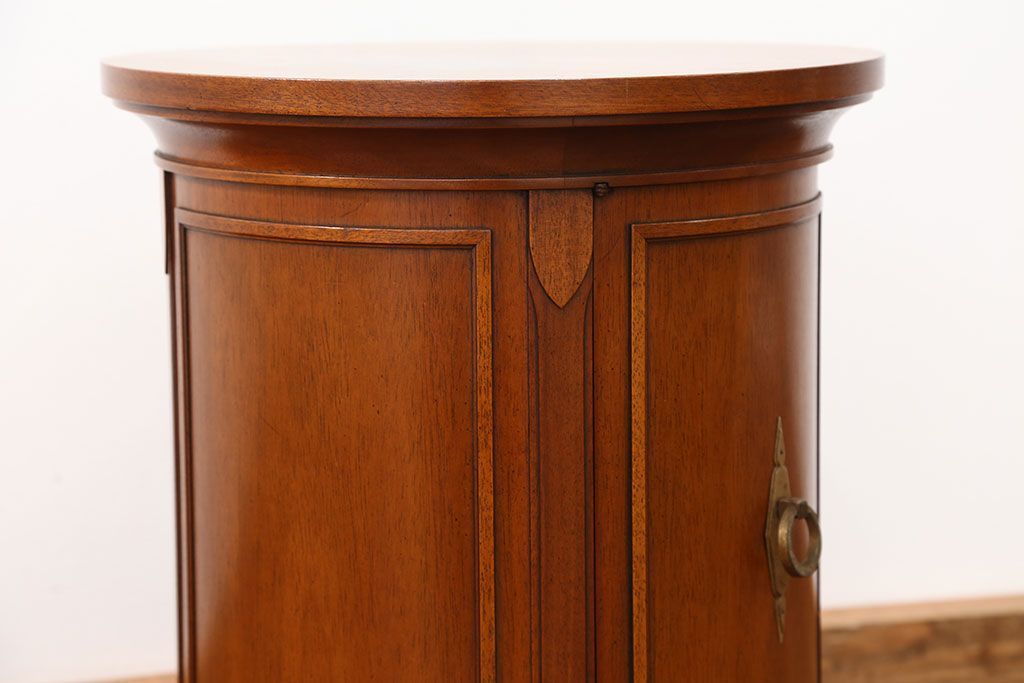 中古美品　DREXEL(ドレクセル)  Triune(トライユン)　 ドラムテーブル定価約23万円(サイドテーブル、センターテーブル、ラウンドテーブル、コーヒーテーブル、机)