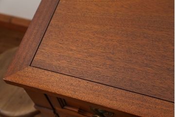 中古美品　ドレクセル ドレッサー定価約43万円(チェスト、ドロワー、サイドボード、サイドキャビネット)