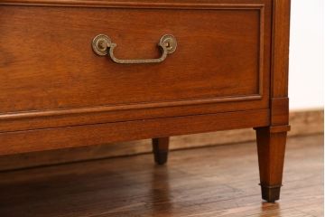 中古美品　ドレクセル ドレッサー定価約43万円(チェスト、ドロワー、サイドボード、サイドキャビネット)