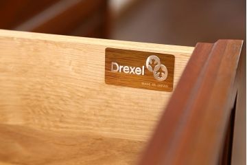 中古美品　ドレクセル ドレッサー定価約43万円(チェスト、ドロワー、サイドボード、サイドキャビネット)