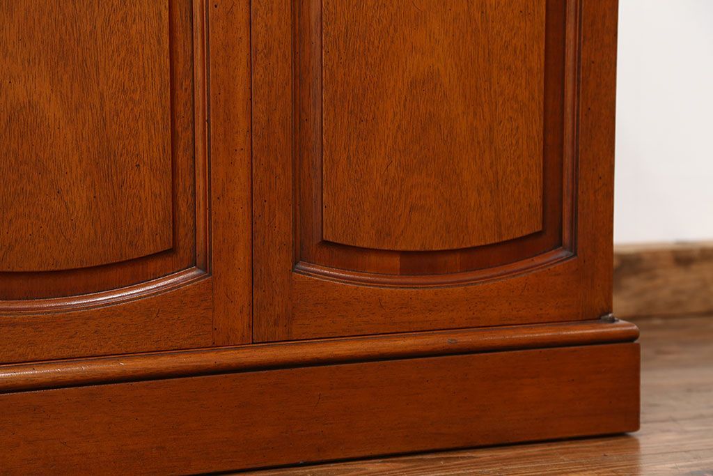 中古美品　ドレクセル サイドボード(チェスト、ドロワー、サイドボード、サイドキャビネット)