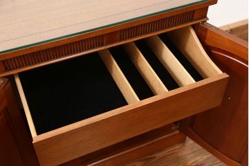 中古美品　ドレクセル サイドボード(チェスト、ドロワー、サイドボード、サイドキャビネット)