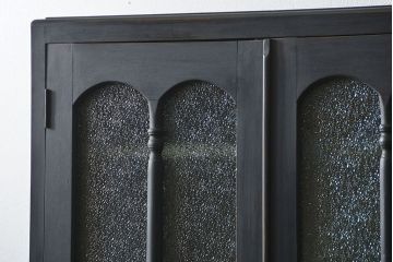 アンティーク家具　アンティーク ダイヤガラス入り シックな二段重ねペイント食器棚 (収納棚、カップボード、キッチンキャビネット)