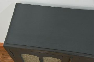 アンティーク家具　アンティーク ダイヤガラス入り シックな二段重ねペイント食器棚 (収納棚、カップボード、キッチンキャビネット)