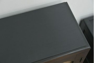 アンティーク家具　アンティーク ダイヤガラス入り シックな二段重ねペイント食器棚 (収納棚、カップボード、キッチンキャビネット)